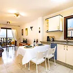 Alquilaencanarias-medano Atalaya, Terrace & Pool